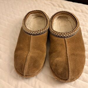 UGG Tasman Suede Slippers - Chestnut